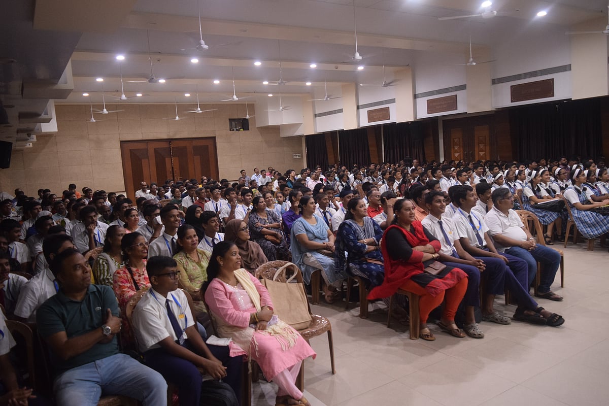 SSC students from a few SoBo schools attend Guidance seminar 2024 with parents 